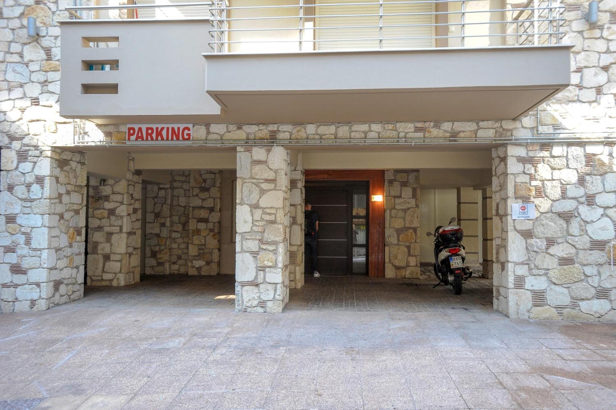Cozy Gold Appartment#Free Parking# Szaloniki Kültér fotó
